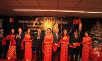 40 ans de relations Vietnam-France et Le Vietnam, rendez-vous du monde
