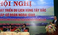 Une conférence sur le développement touristique du Nord-Ouest à Dien Bien