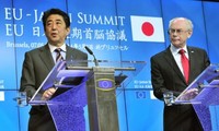 L’UE et le Japon d’accord pour accélérer les négociations d’un accord de libre-échange