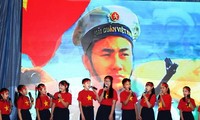 Les Vietkieu en République Tchèque chantent pour la mer et les îles vietnamiennes