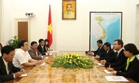 Le vice-premier ministre Hoang Trung Hai reçoit le secrétaire général de la CITES