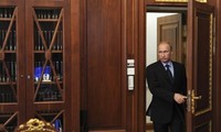 Poutine demande la fin de « l'effusion de sang » en Ukraine
