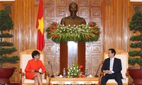 La secrétaire américaine au commerce Penny Pritzker reçue par les dirigeants vietnamiens