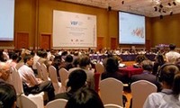 Le forum des affaires du Vietnam 2014