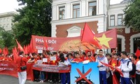 Les Vietnamiens d’outre-mer continuent de manifester contre la Chine