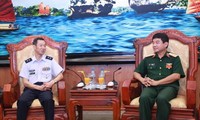 Le vice-directeur de l’Académie interarmée du Japon en visite au Vietnam