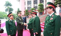 Le chef d’état-major philippin en visite au Vietnam 