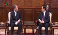 Le président Truong Tan Sang salue les contributions de l’ambassadeur britannique