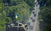 Ukraine : Porochenko propose de réunir samedi un groupe de contact sur la crise