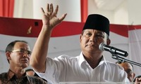 Présidentielle indonésielle: Le perdant Prabowo Subianto dépose sa plainte 