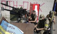 Ukraine: l'armée appelle les civils à fuir les zones rebelles