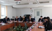 Une délégation du Parti communiste vietnamien visite trois pays européens