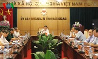 Truong Tan Sang travaille avec les autorités de Bac Giang