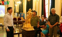 Projet de fonderie de 60 statues en or du génie Giong