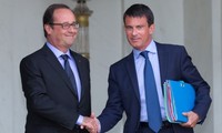 Emmanuel Valls confiant d'obtenir la majorité pour sa nouvelle équipe