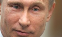 Ukraine: Poutine annonce un plan de règlement du conflit 