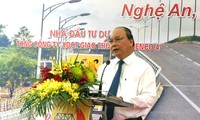Le vice-Premier ministre Nguyen Xuan Phuc en tournée à Nghe An