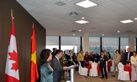 L’ambassade du Vietnam au Canada reçoit un portrait du président Ho Chi Minh 