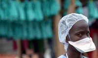Ebola : La présidente du Liberia écrit à Barack Obama