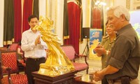 Truong Tan Sang rencontre le comité organisateur du projet «Gloire de Thang Long» 