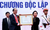 Nguyen Thi Doan au cinquantenaire de l’Université de Sylviculture