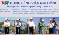 Nguyen Tan Dung à la mise en chantier de l’hôpital pédiatrique de Ho Chi Minh-ville