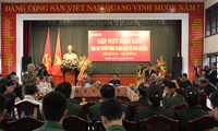 Rencontre pour commémorer les 70 ans de l’armée vietnamienne
