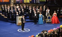 La remise des prix Nobel dans  divers domaines