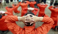 Tortures: critiques et demandes de poursuites contre la CIA