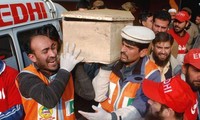 Pakistan : au moins 141 morts dans l'attaque d'une école par des talibans