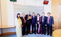 Une délégation des parlementaires d’amitié vietnamiens en visite en Grande-Bretagne