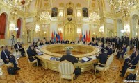 Poutine annonce l’entrée de l’Arménie et du Kirghizistan dans l’UEE