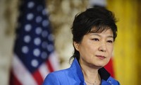 Park Geun-hye promet de créer une base pour l’unification des deux Corées