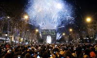 La nouvelle année 2015 fêtée au Vietnam et dans le monde