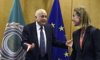 Face au terrorisme, l’Union européenne cherche l’appui des pays arabes