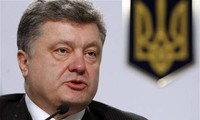 Porochenko : L’Ukraine souscrit entièrement aux accords de Minsk