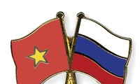  Echanges entre dirigeants russes et vietnamiens