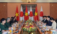 Dialogue défensif Vietnam-Japon 