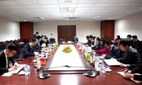Une délégation du Parti communiste chinois à Hanoï 