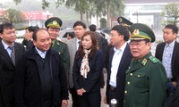 Nguyen Xuan Phuc en tournée à Quang Ninh