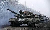 L'armée ukrainienne déclare qu’elle ne peut pas encore retirer ses armes lourdes