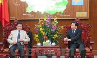  Un vice-Premier ministre laotien à Bac Ninh