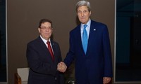   Un entretien historique « très constructif » entre John Kerry et son homologue cubain