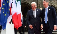 Les chefs de la diplomatie du G7 à Lübeck