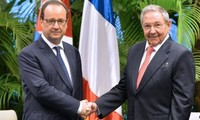 François Hollande dégèle les relations entre l’Occident et Cuba