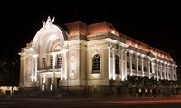 Théâtre municipal de Ho Chi Minh-ville - emblème de la ville 
