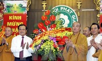 Les bouddhistes contribuent au développement de la capitale