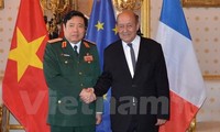 Intensifier la coopération défensive vietnamo-française