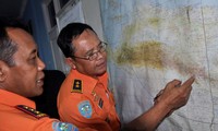Indonésie: les recherches de l’avion disparu interrompues vu le mauvais temps