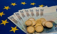 La Grèce rembourse 10 milliards d'euros jeudi